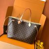 cmp_i1765590087392_5941_0_0 LV handbag