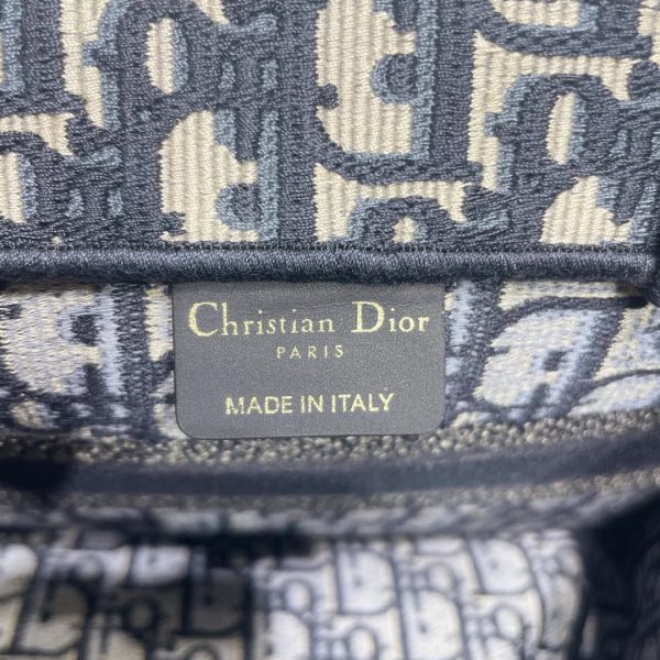 Dr Women's Wear