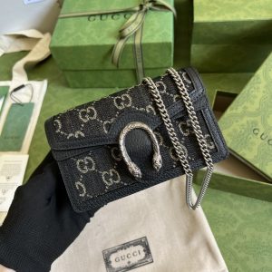 Gucci shoulder bag
