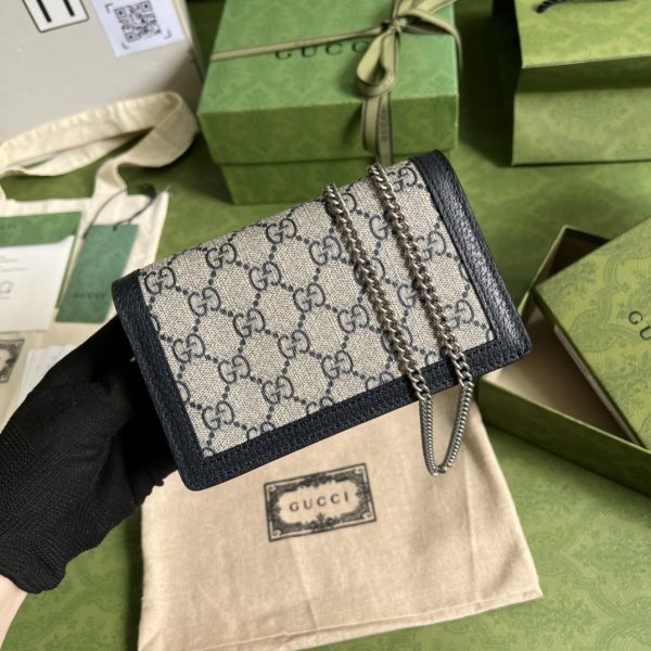 i1647353093_715_1 Gucci shoulder bag