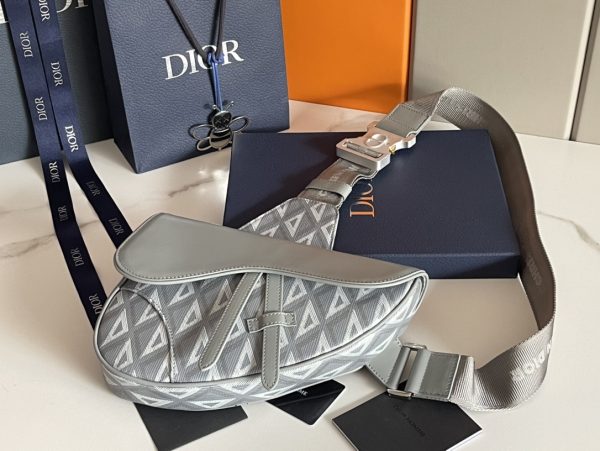 i1653627316_5572_0 Dior shoulder bag
