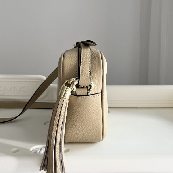 GG Disco SOHO Camera Bag Classic will never go out of style embossed double G with leather tassels The top layer of cowhide is super soft
