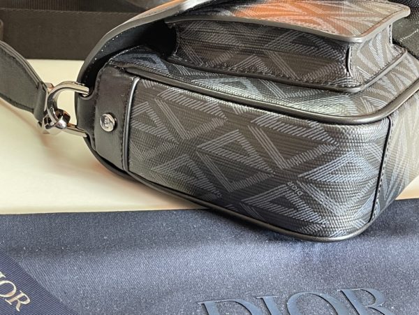 i1675224309_370_5 Dior shoulder bag
