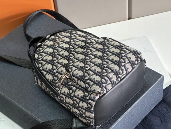 i1694951180_1534_6 Dior crossbody bag
