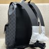 i1705330592_7863_10 GUCCI Signature leather classic backpack