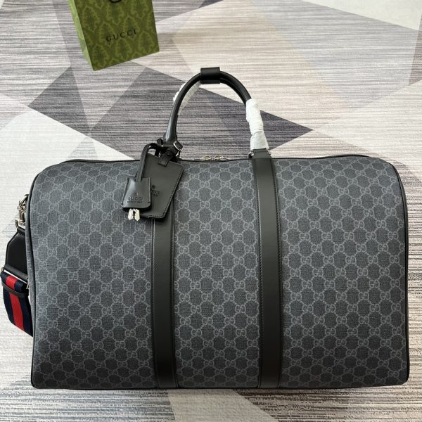 New GG travel bag. Classic GG Supreme canvas is known for its soft and stretchy texture
