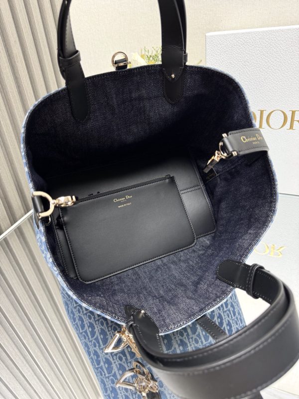 Dior Toujours