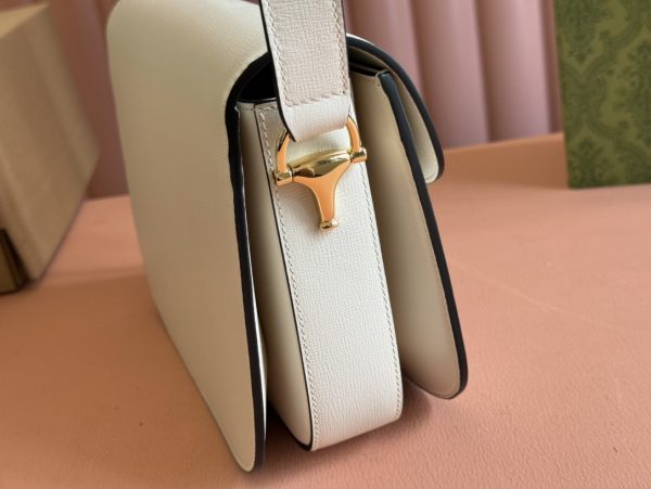 i1720596654_3306_4 Gucci crossbody bag