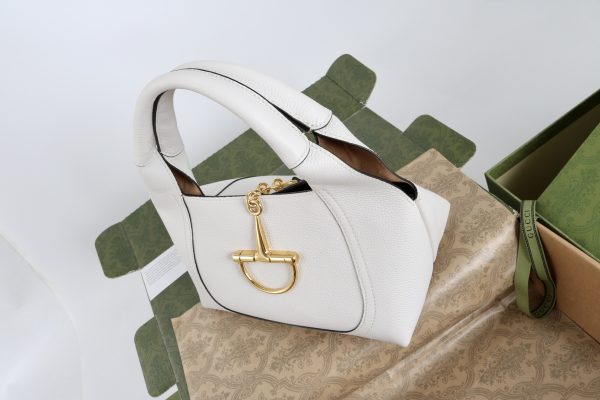 i1743488747560_7374_0_5 The all-new GG Emblem series reinterprets the brand's timeless elegance and exquisite craftsmanship