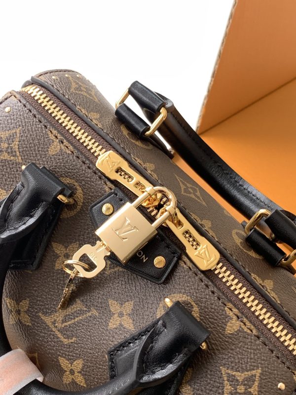 Speedy Trunk handbag