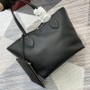 i1745651565_1163_0 Gucci Totissima Collection