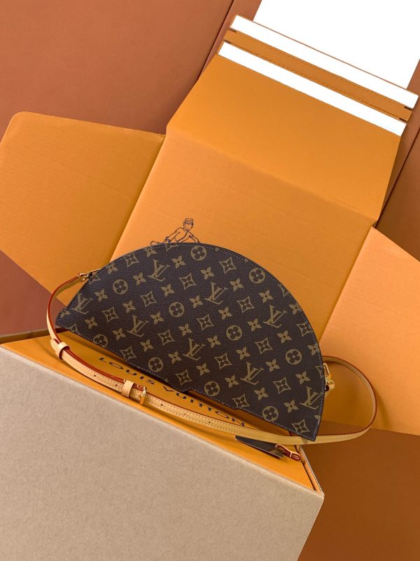 𝐋𝐕𝐅𝐚𝐧 Handbag