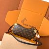 SlimTrunk handbag