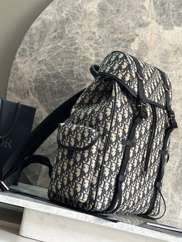 i1747032865451_9265_0_1 Dior backpack