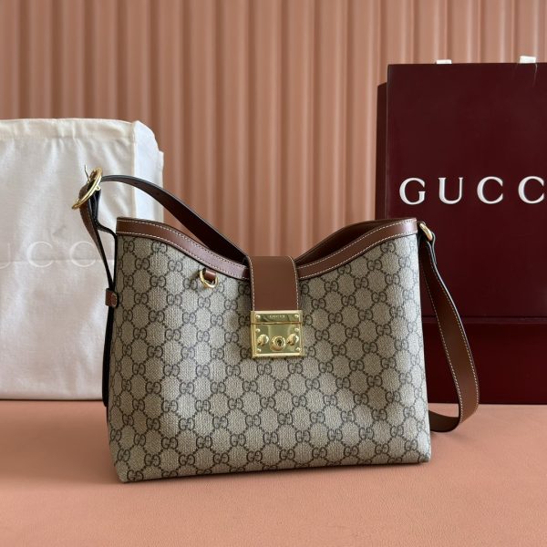 i1747495442314_9163_0_0 Gucci shoulder bag