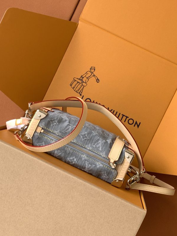 Side TRUNK Medium Handbag
