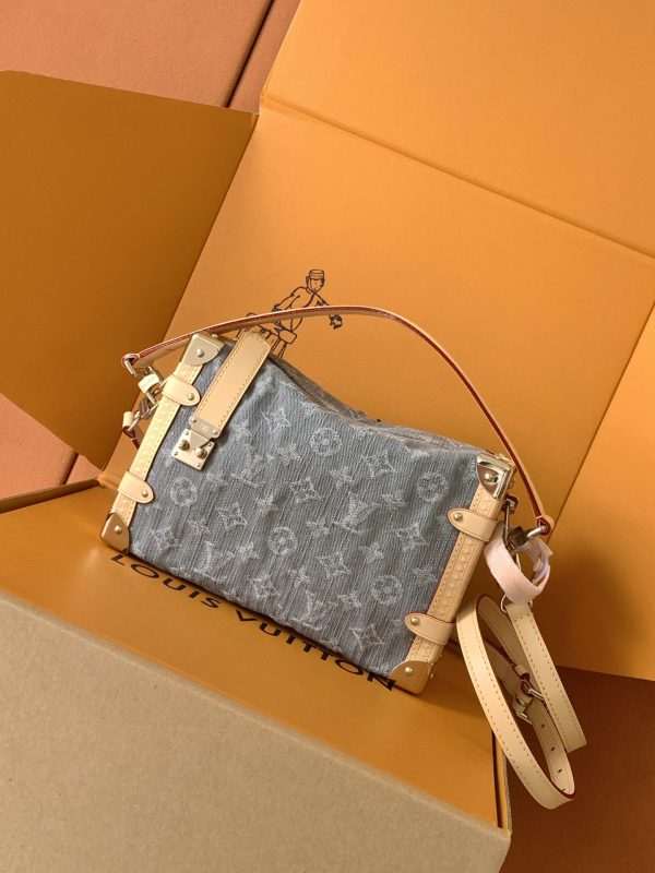 Side TRUNK Medium Handbag