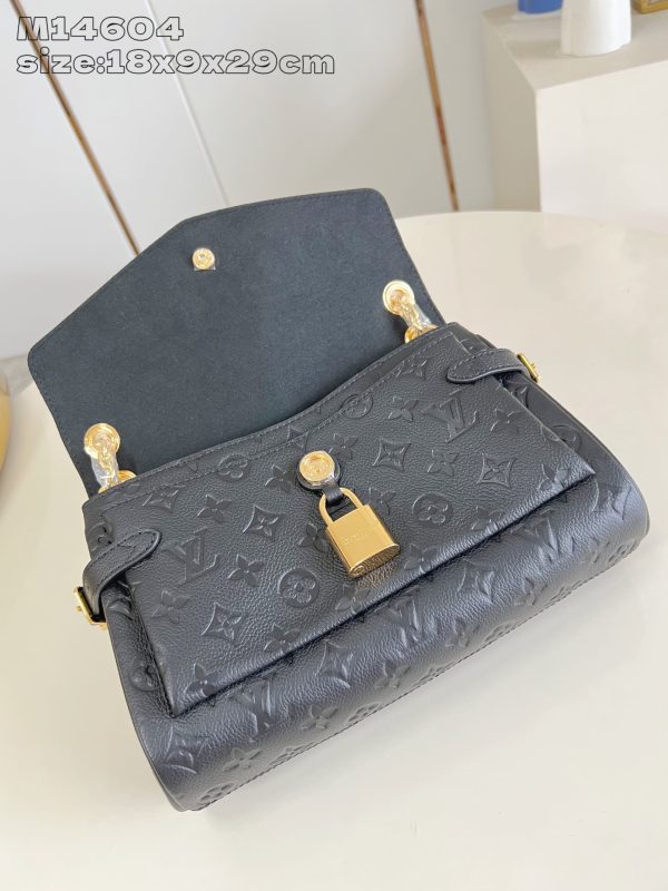 i1748755798639_8446_0_6 Atime Flap Bag