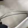 The Gucci Horsebit shoulder bag reproduces the brand's equestrian style design, incorporating light gold details and smooth soft leather