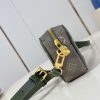 i1764737731305_8199_0_2 Capucines Souple large handbag reinterprets Louis Vuitton's classic design