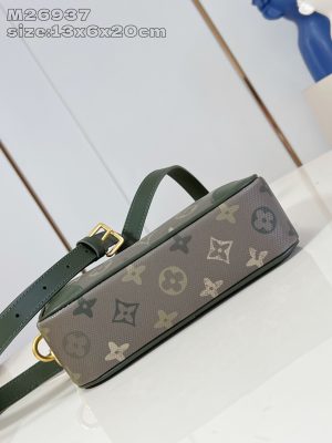 i1764737731317_210_0_5 Capucines Souple large handbag reinterprets Louis Vuitton's classic design