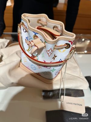 i1768337103816_5662_0_8 LV x TM NANO NO É handbag