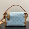 i1769573870764_6988_0_0 Sac Side Trunk MM handbag