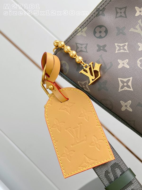 Vagabond Hobo handbag