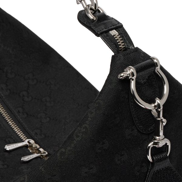 i1769781687151_9392_0_5 GG2026 autumn/winter collection, Beatrix series handbags adopt a casual silhouette, with iconic buckle details on the shoulder straps