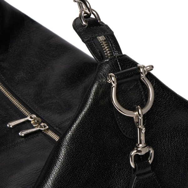 GG2026 autumn/winter collection, Beatrix series handbags adopt a casual silhouette, with iconic buckle details on the shoulder straps
