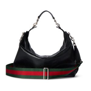 i1769781779803_8569_0_7 GG2026 autumn/winter collection, Beatrix series handbags adopt a casual silhouette, with iconic buckle details on the shoulder straps