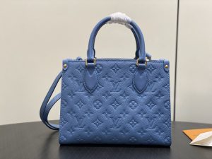 i1774295808572_3488_0_2 The OnTheGo small handbag is made of Monogram Empreinte sn leather