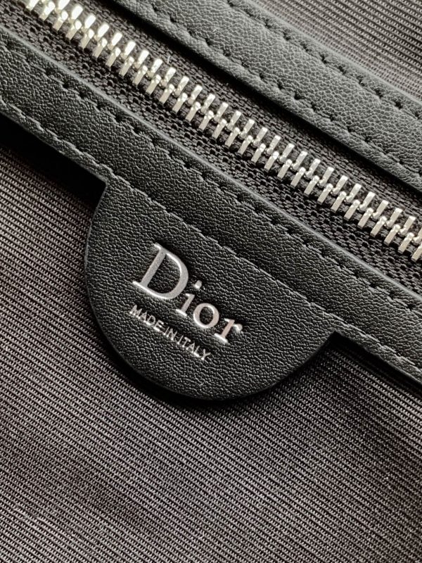 i1775341403627_6185_0_8 Dior diagonal cross bag