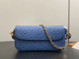i1775506433139_7305_0_0 This Wallet on Chain Ivy handbag