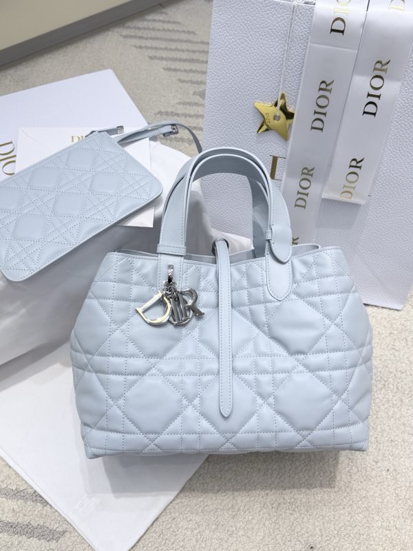 i1776327773289_8017_0_0 Dior handbag