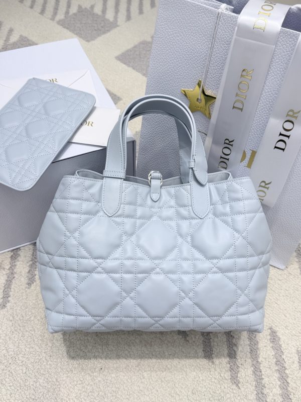 i1776327773289_9075_0_1 Dior handbag
